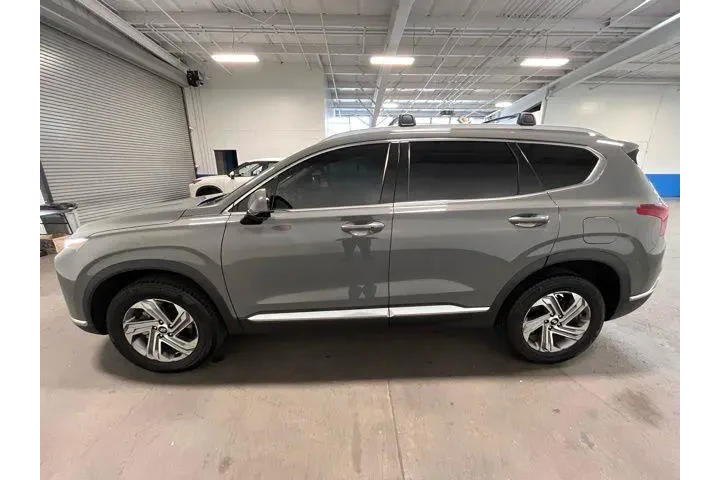 $21928 : Hyundai SANTA FE 2022 AWD SE image 6