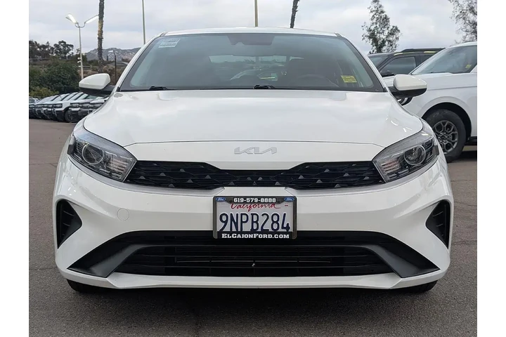 $19460 : Kia Forte 2024 LX 4dr Sedan image 8
