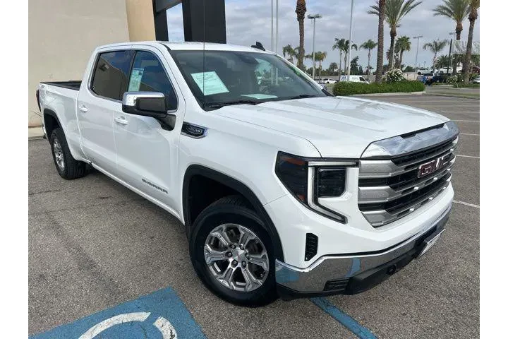 $38995 : GMC Sierra 1500 2023 image 1