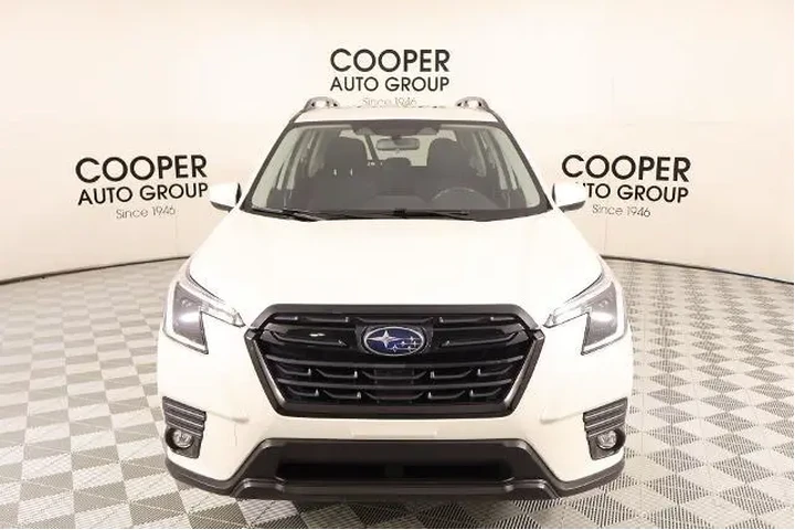 $26550 : Subaru Forester 2024 AWD Pre image 9