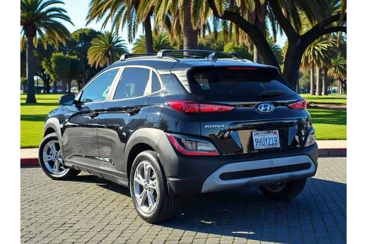 $17990 : Hyundai KONA 2023 SEL 4dr Cr image 7