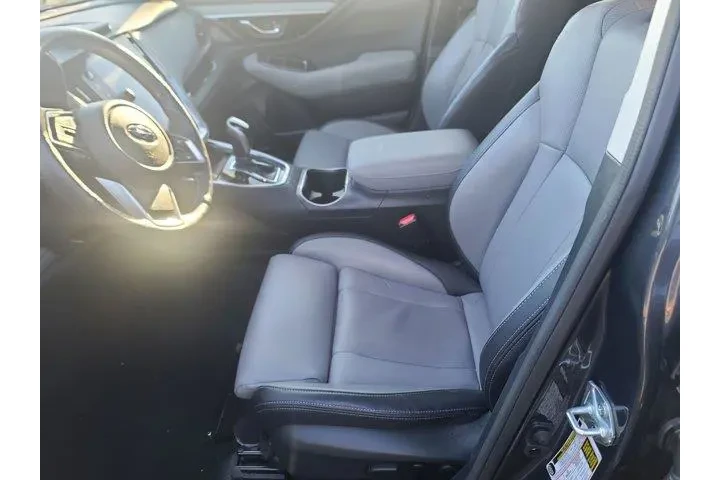 $30650 : Subaru Outback 2023 AWD Limi image 6