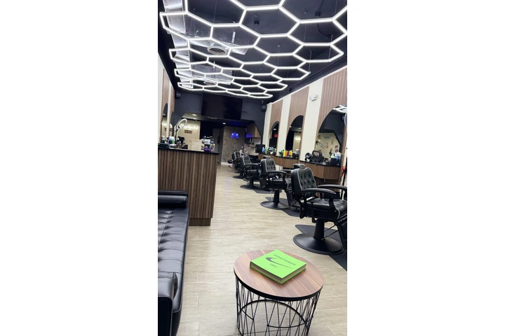 Barber wanted image 3