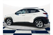 $20995 : Hyundai KONA 2023 AWD SEL 4d thumbnail