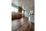 $1500 : Broadway, Huntington Park,CA🏡 thumbnail