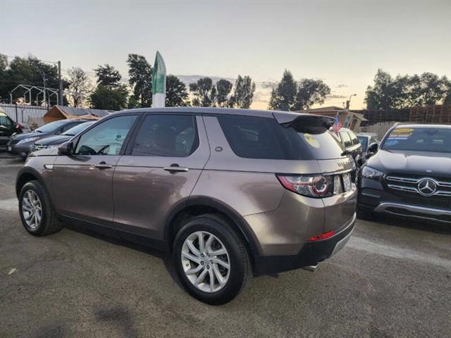 $14599 : 2016 Land Rover Discovery Spo image 9