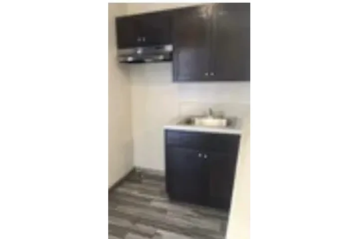 $1300 : Apartamento de renta image 1