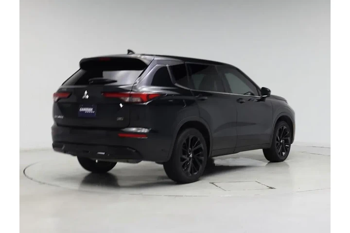 $24998 : Mitsubishi Outlander 2023 SE image 8