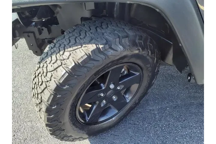 $24790 : Jeep Wrangler Unlimited 2017 image 8