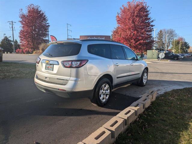 $7490 : 2014 Traverse LS image 7