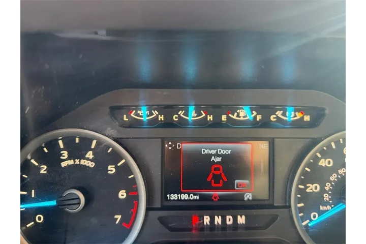 $23000 : Ford F-150 2018 4x4 XLT 4dr image 5