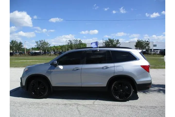 $28495 : Honda Pilot 2022 SE 4dr SUV image 4