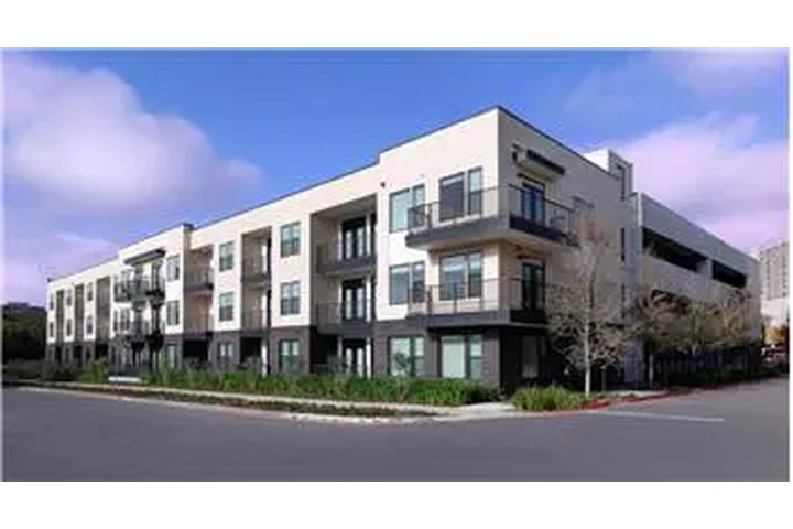 $1700 : Rental property with 1 bedro image 1