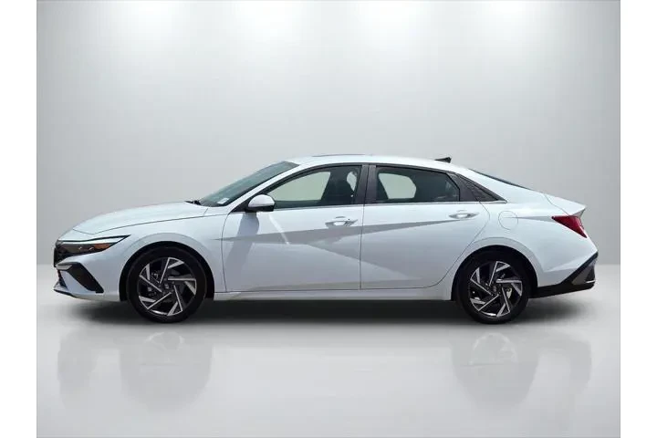 $21855 : Hyundai ELANTRA 2024 SEL 4dr image 7