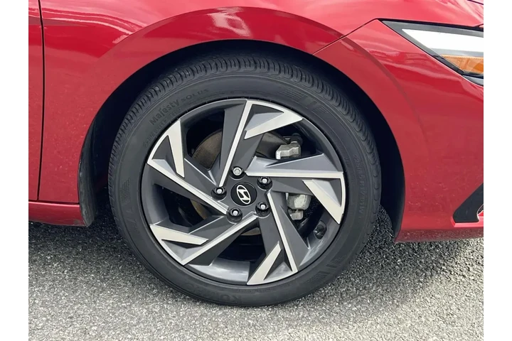 $19495 : Hyundai ELANTRA 2024 SEL 4dr image 9