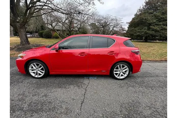 $9999 : Lexus CT 200h 2016 4dr Hatch image 4