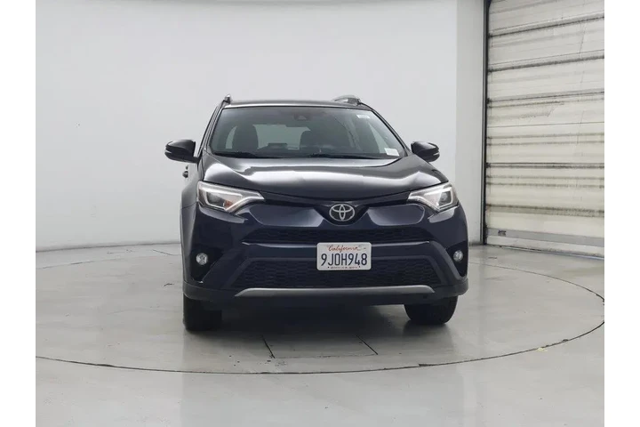 $21998 : Toyota RAV4 2017 AWD SE 4dr image 5