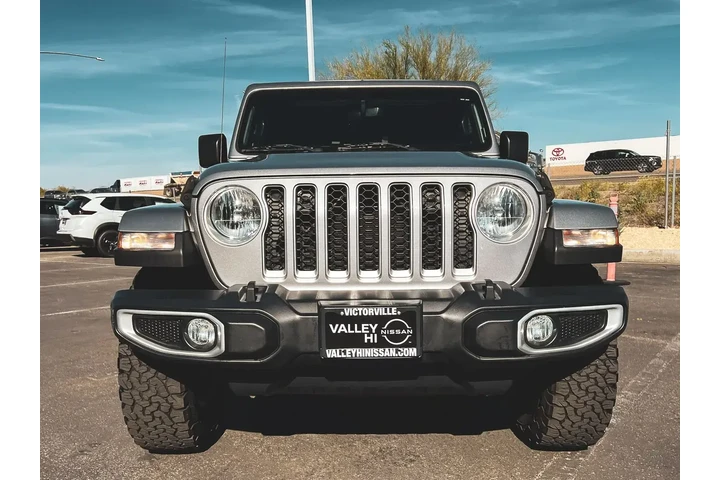 $30477 : Jeep Gladiator 2020 4x4 Over image 9