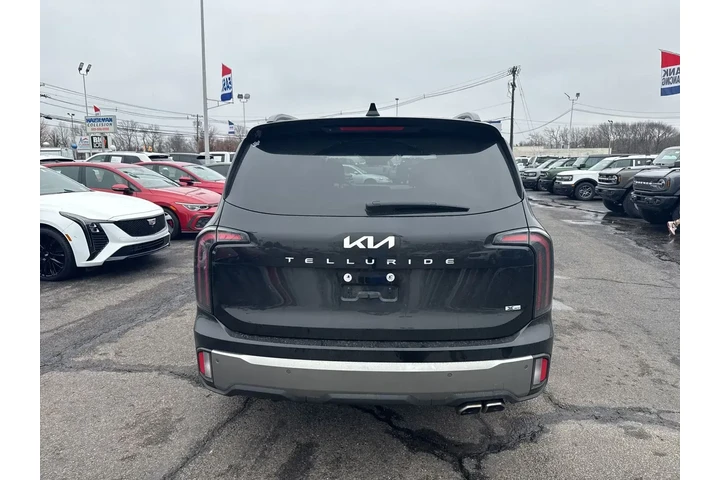 $39995 : Kia Telluride 2023 AWD SX X- image 6