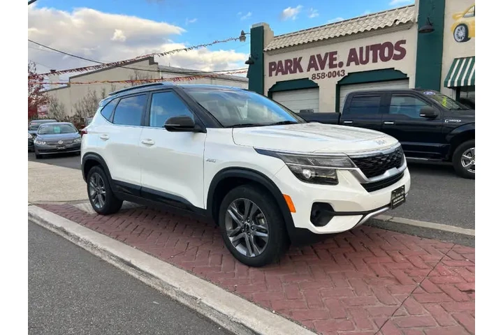 $16995 : 2022 Seltos S image 2