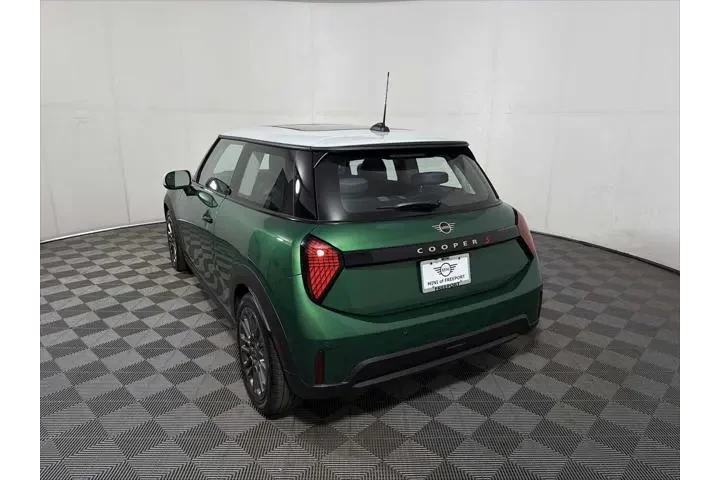 $35775 : MINI Hardtop 2 Door 2025 Coo image 9