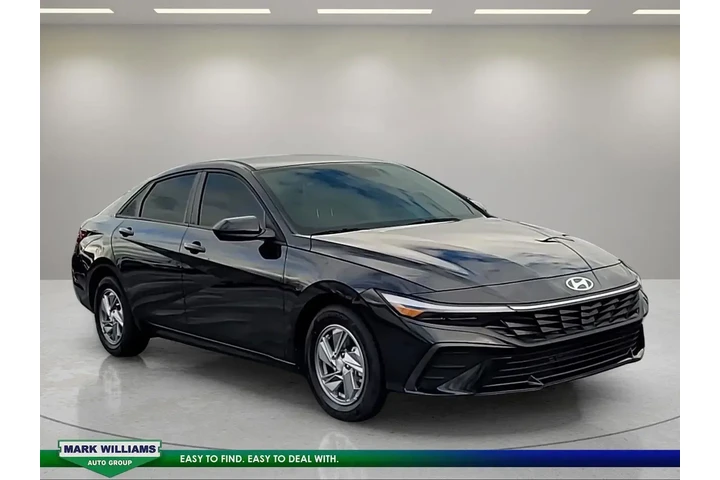 $19989 : Hyundai ELANTRA 2024 SE 4dr image 1