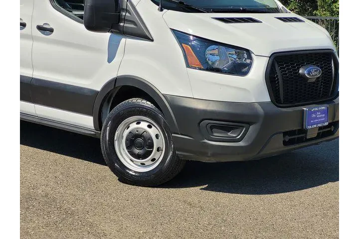 $31385 : Ford Transit 2023 250 3dr SW image 6