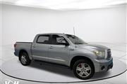 Pre-Owned 2010 Tundra Limited en Milwaukee