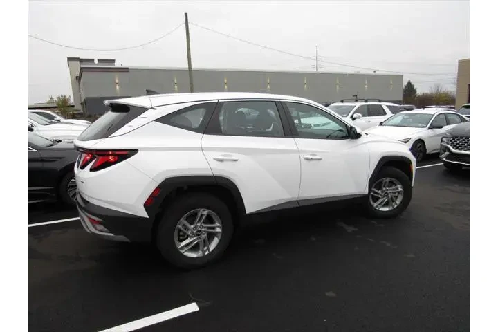 $25288 : Hyundai TUCSON 2025 AWD SE 4 image 4