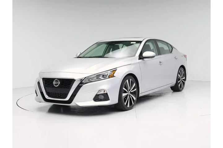 $22998 : Nissan Altima 2020 2.0 Plati image 4