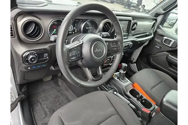 $26988 : Jeep Wrangler 2023 4x4 Willy image 10