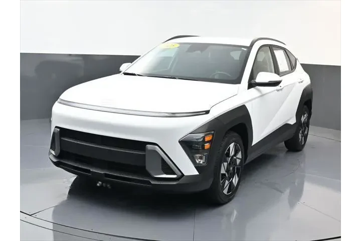 $23488 : Hyundai KONA 2025 SEL 4dr Cr image 1