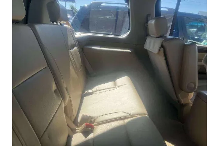 $9300 : 2011 Armada Platinum image 10