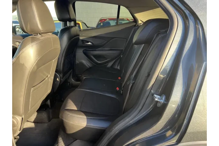 $8900 : 2018 Encore Preferred image 9