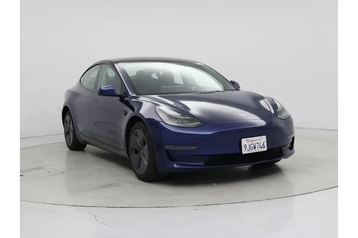 $25998 : Tesla Model 3 2023 4dr Sedan image 1