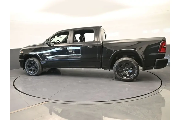 $35983 : Ram 1500 2025 4x4 Lone Star image 3
