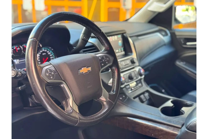 $15990 : 2016 CHEVROLET SUBURBAN image 8