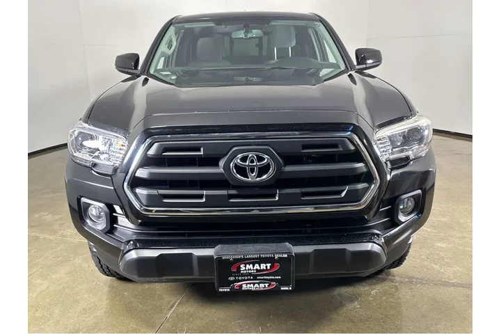 $20000 : 2017 Tacoma SR5 image 7