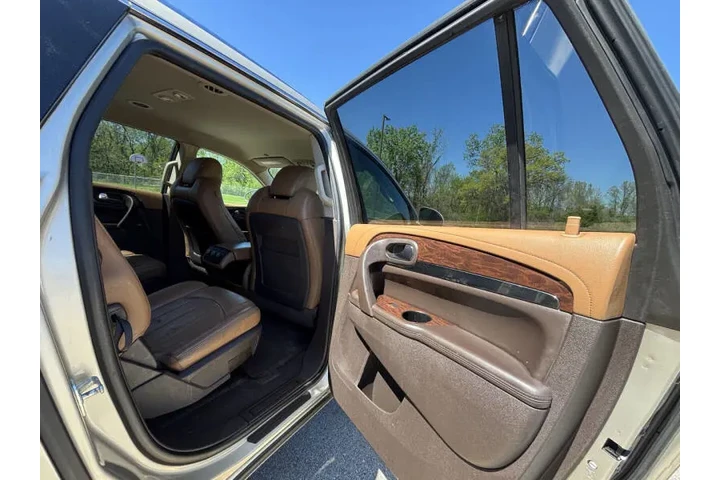 $6999 : 2013 Enclave Leather image 10