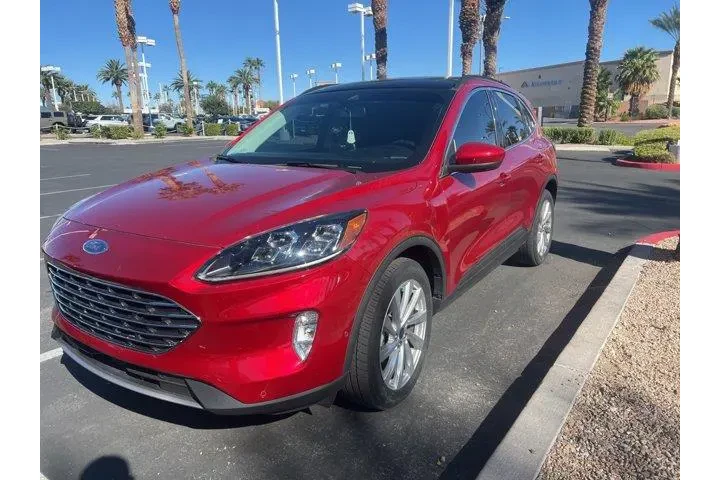 $24725 : Ford Escape 2022 AWD Titaniu image 1
