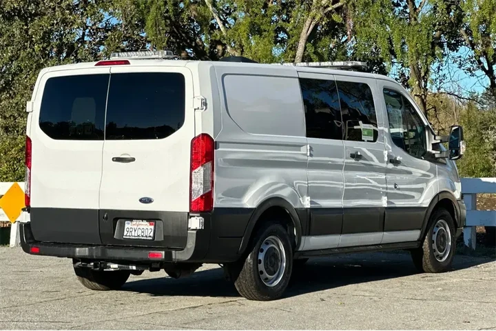 $22939 : Ford Transit 2019 150 3dr SW image 4