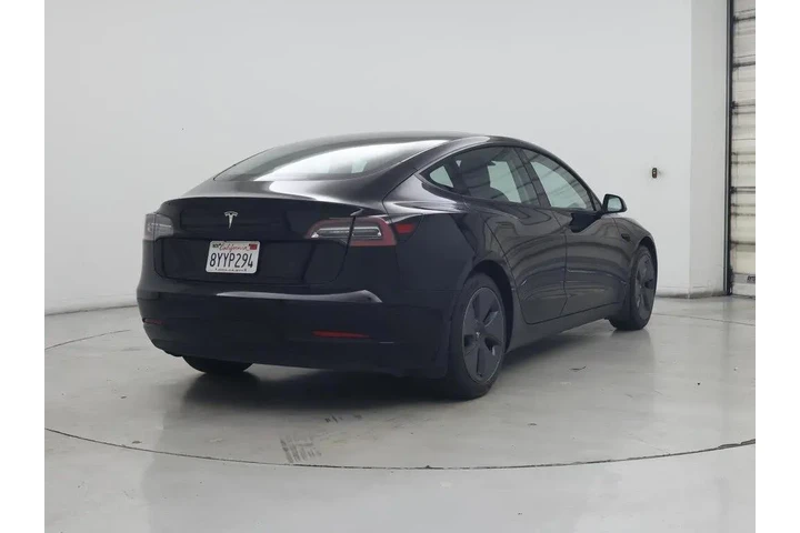 $27998 : Tesla Model 3 2022 4dr Sedan image 8