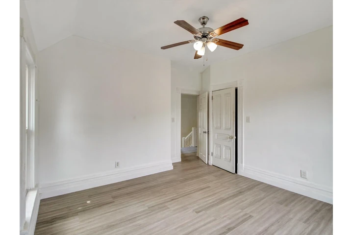 $850000 : el Sabado duplex open house image 7