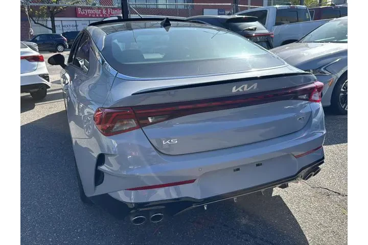 $26990 : Kia K5 2023 GT 4dr Sedan image 4