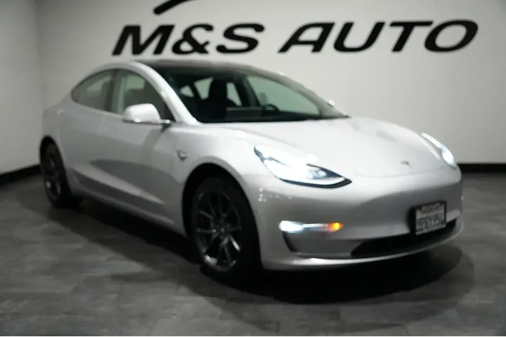 $20557 : 2018 Model 3 Long Range Batte image 6