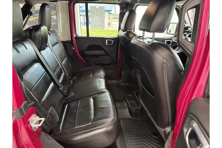 $32895 : Jeep Wrangler Unlimited 2022 image 10