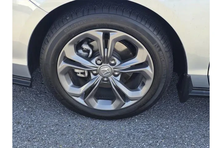 $26999 : Honda Accord 2024 EX 4dr Sed image 9