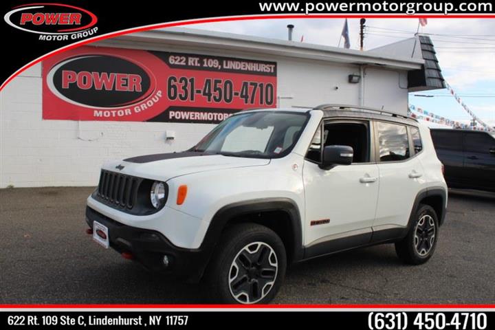 $21500 : Used  Jeep Renegade 4WD 4dr Tr image 3