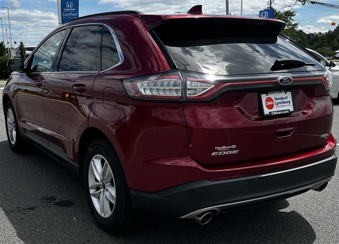 PRE-OWNED 2018 FORD EDGE SEL image 3