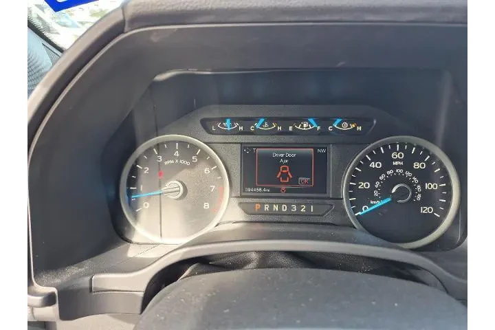 $19981 : Ford F-150 2017 4x2 XLT 4dr image 6